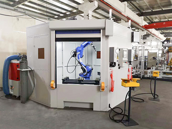 一套完整的焊接機器人工作站包括哪些設備？